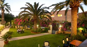 Nikolas Suites - Image 3