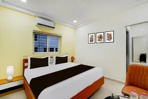 Hotel O 4 COLORS - Image 2