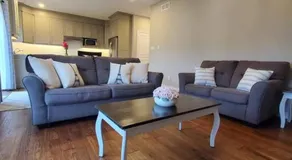4 BD Family Retreat - Basement not Included - Image 2