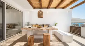 Euphoria Suites and Spa - Image 2