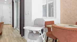 Sleeps 8, Fire pit, Near DIA & Downtown Denver - Image 5