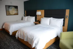 Holiday Inn Express Stamford - Image 5
