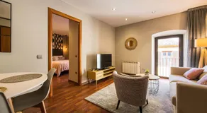 UP ROOMS BANYOLES - Image 2