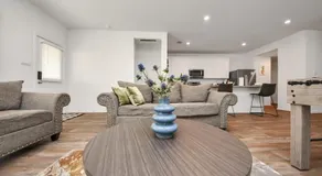 Marice Escape at Fulshear with Community pool - Image 4