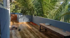 Sunshine Service Villa - Image 4