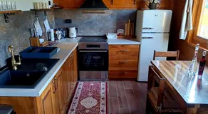 Lorraine's cabin Plitvice - Image 5