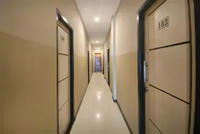 Urbanview Hotel Sabang Land Syariah Jayapura - Image 4