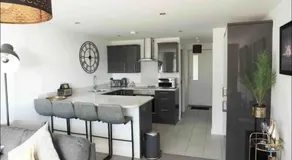Contemporary Seaside Apartment - Image 2