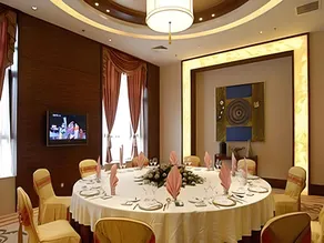 Yunnan Zhenzhuang Guest House - Image 4