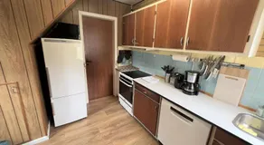 The Yellow House, Beach 5mins Drive, 3BR with free parking, Fast Fiber Internet - Image 3