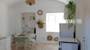 casa tra vigneti e boschi - Image 4