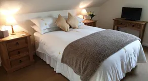Kirk Cottage - Image 2
