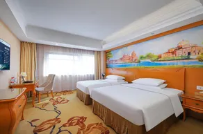 Vienna Hotel Suzhou Yangcheng Lake Fashion Stage - Image 2