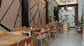 D'Hills Hotel - Image 4