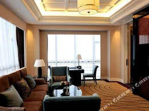 Zhaofeng International Hotel - Image 5