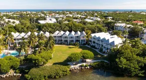 Crystal Waters - 2BR 3BA Private Villa - Image 3