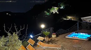 Beautiful Home In Motta San Giovanni With Wifi - Image 3