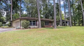 Gator Ranch House 1.5 Miles From Stadium - Image 5