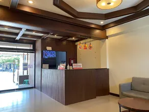 Traveler's Inn Bajada - Image 2