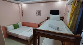 Ocean View Lodging House - Image 2