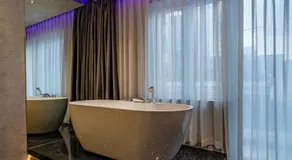 Midas Hotel 2 - Image 2
