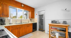 Relaxing Barnstable Getaway Close to the Beach - Image 5