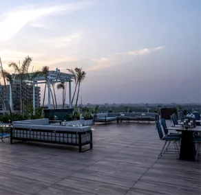 The Divine Hotel - Image 5
