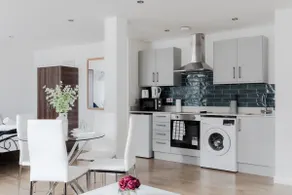 West Ealing Prime Serviced Apartments - Image 5