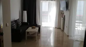 Apartment by the Sea, Peraia Thessaloniki - Image 2