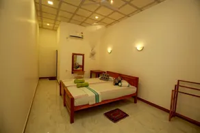 La Safari Inn Tissamaharama - Image 2