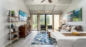 Rare 2 Bedroom & Loft Townhouse on the North Shore - Image 2