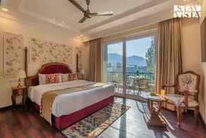 StayVista at Cherry @ Villa Montierra - Image 2