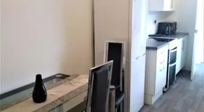 Seabreeze Apartment - Image 3