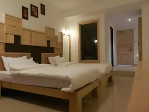 Hotel Stonarc - Image 2