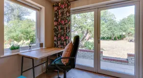 Pass the Keys Charming and Central Garden Studio Flat Free Parking - Image 3