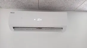 Cool private room - Image 5