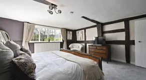 Blackham Court Farmhouse - Image 2