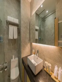 Starway Hotel Baoding Wanbo Plaza - Image 3