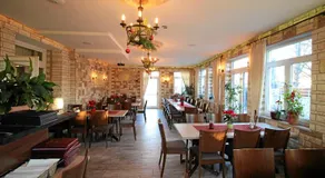Hotel-Restaurant Axion - Image 4