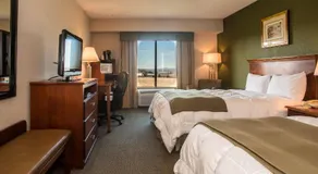 Round Hill Inn - Image 2