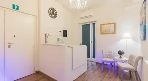 Trastevere Gallery Suites - Image 4