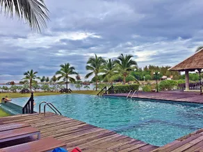 Lawana Escape Beach Resort - Image 5