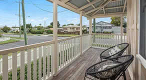 Urban Getaway Queenslander - Image 5