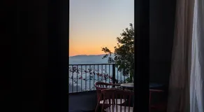 El Cielo - Rooms with Panoramic View & El Carnicero Restaurant - Image 5