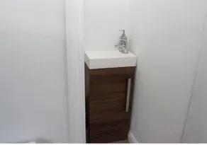Newly Refurbished 3 Bed 2.5 Bath House in Staines - Image 3