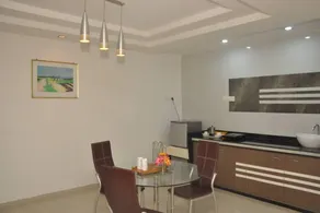 Hotel Shree Plaza - Image 2