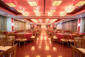 Yantai Welcome Rezen Hotel - Image 4