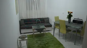 Apartment in the Center of Aigio F - Image 2