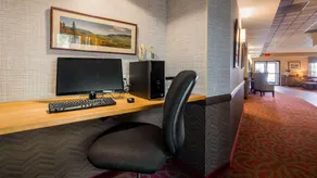 Best Western Saranac Lake - Image 4