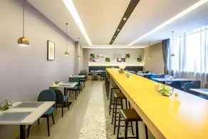 Home Inn Style Golden Chengdu Kuanzhai Alley People's Park Metro Station - Image 4